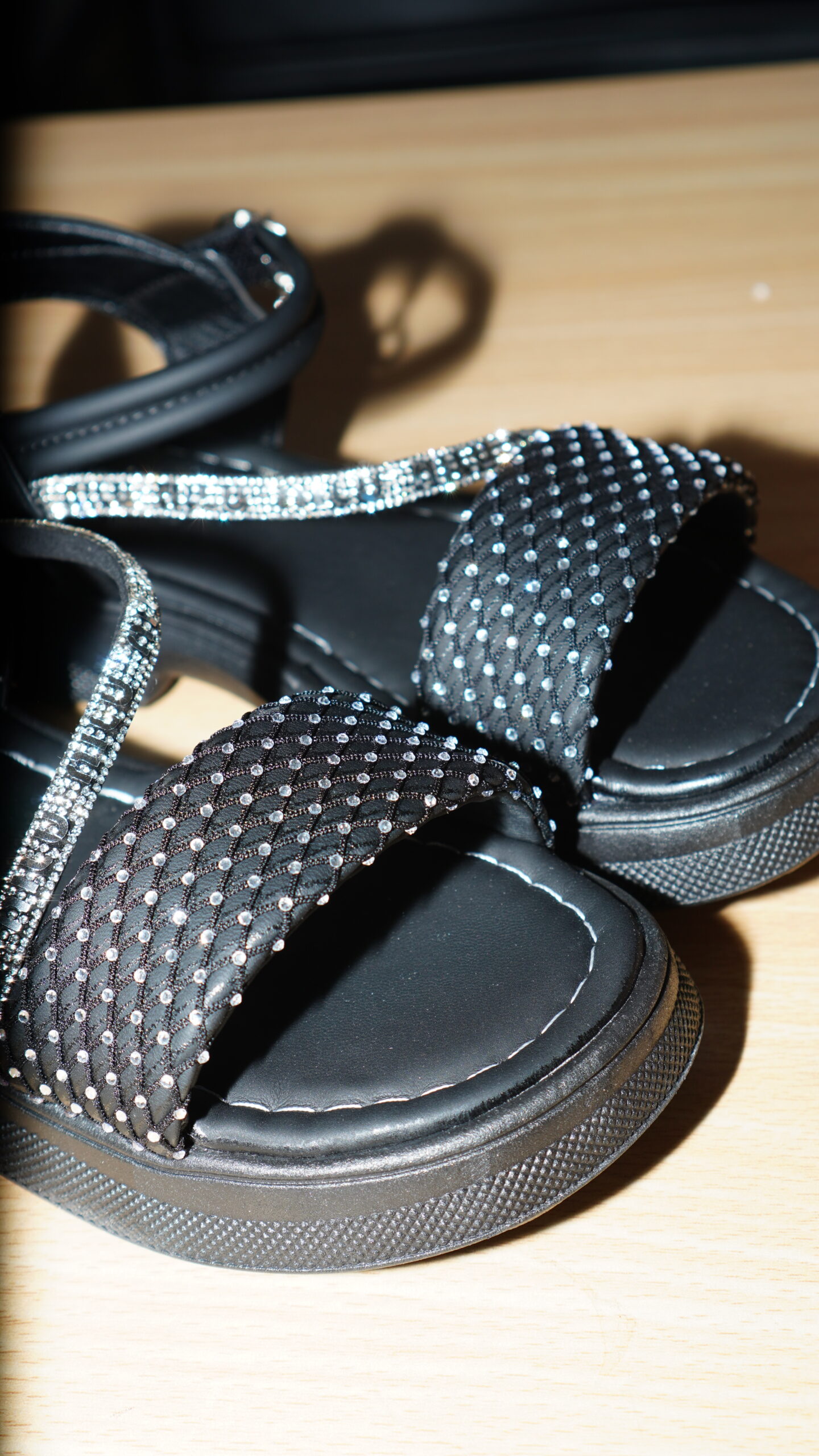 Girls Urban Casual Sandal - Image 13