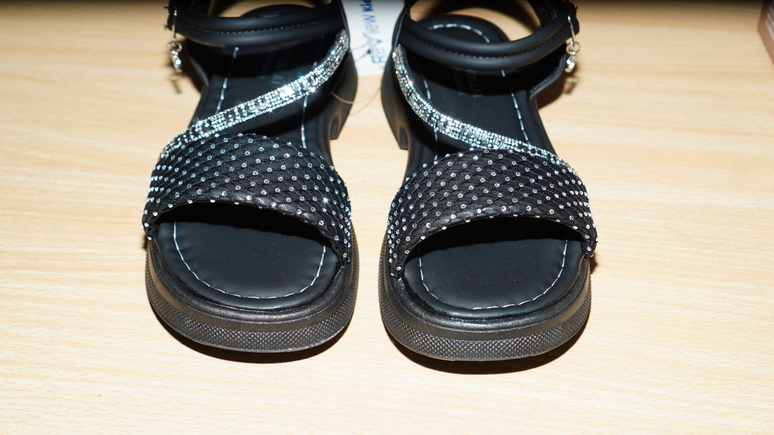 Girls Urban Casual Sandal - Image 12