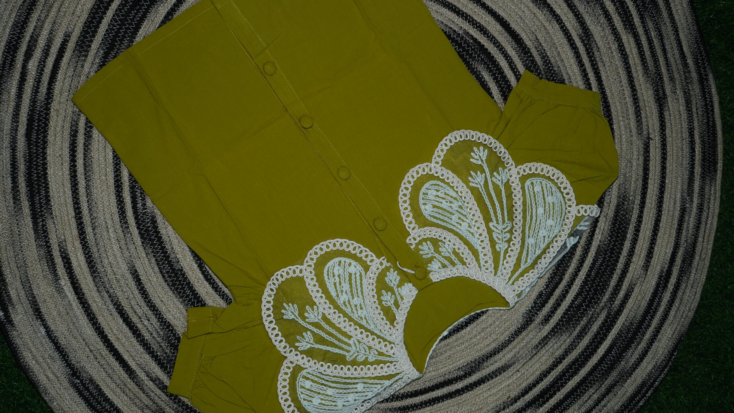 Petal Lace Casual Top - Image 3